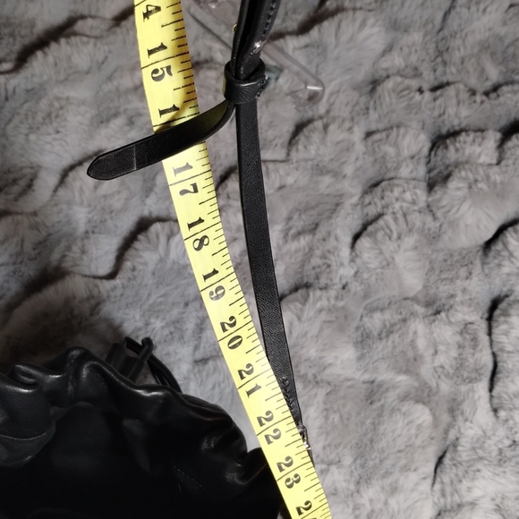 Theory Small Bucket Bag in Genuine Leather - Picture 11 of 12